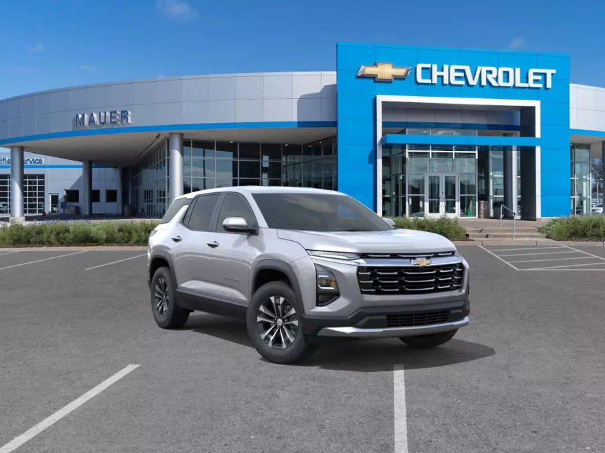 2026 Chevrolet Equinox LT photo 1