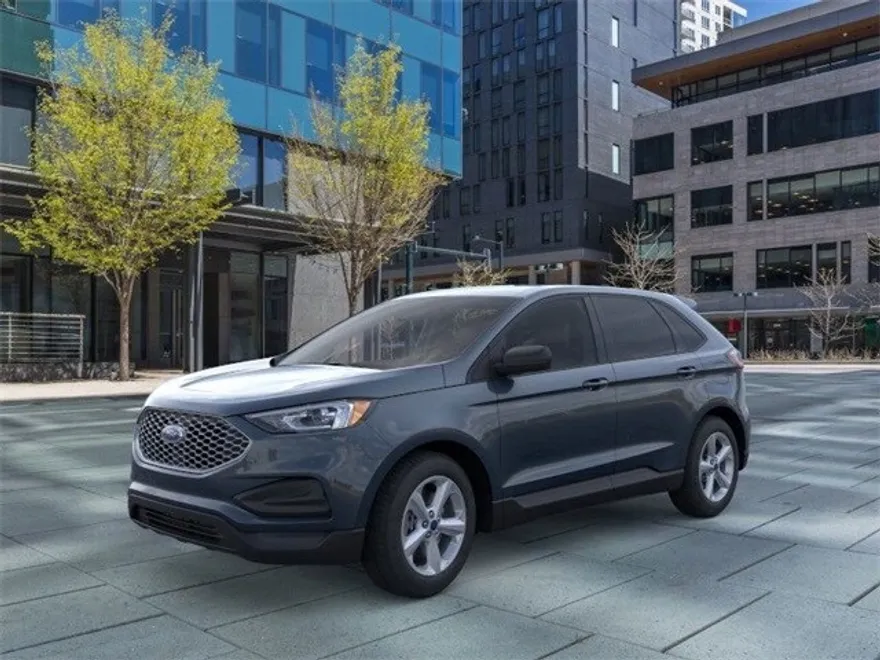 2024 Ford Edge SE photo 1
