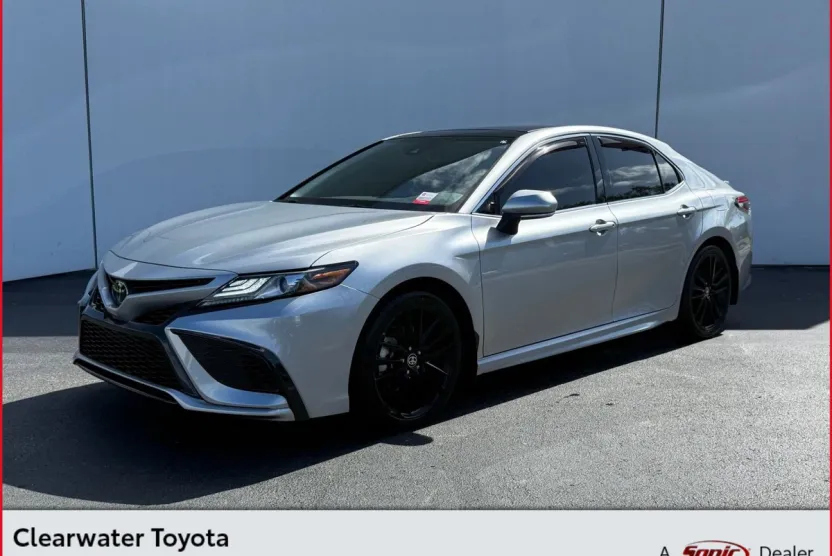 2023 Toyota Camry XSE photo 1