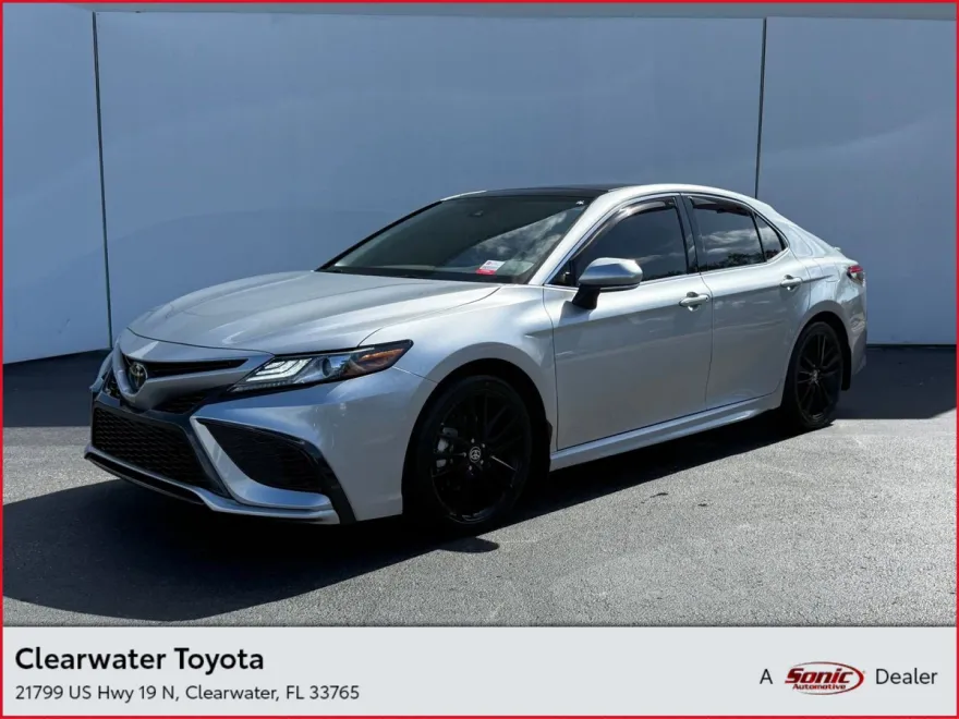 2023 Toyota Camry XSE photo 1