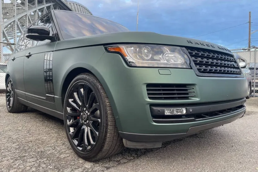 2013 Land Rover Range Rover SuperCharged photo 1