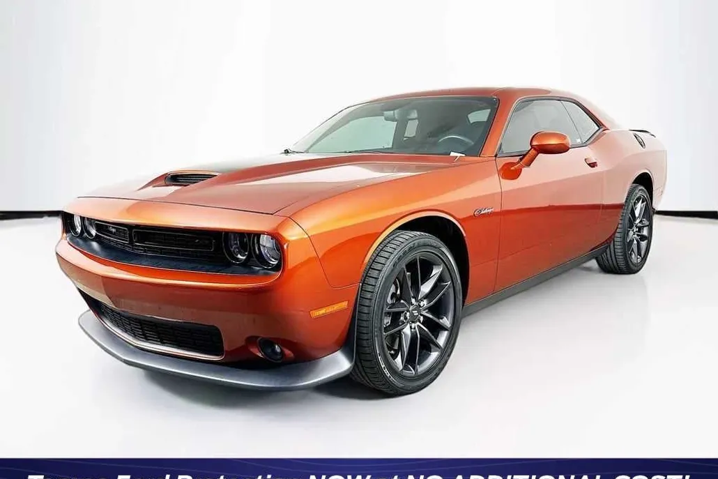 2021 Dodge Challenger GT photo 1