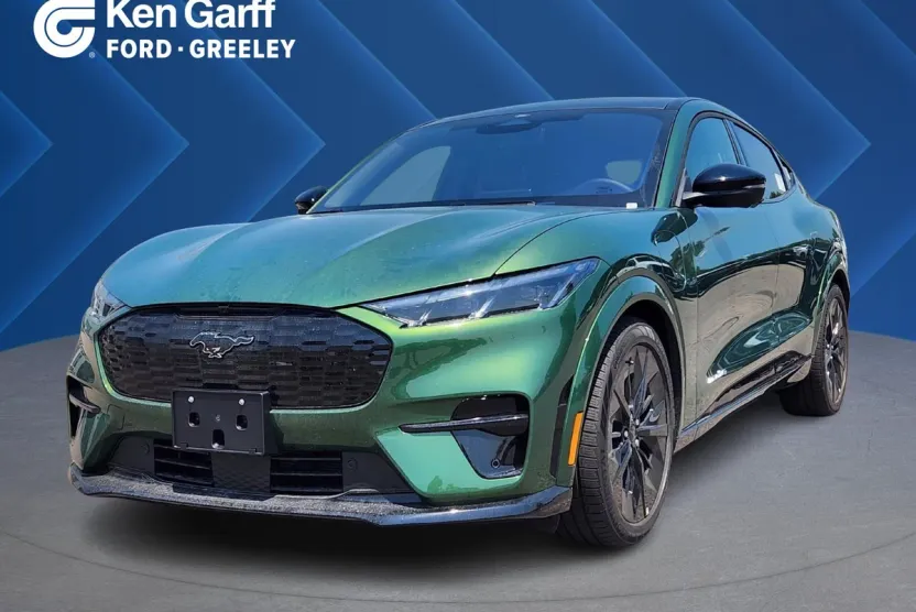 2025 Ford Mustang Mach-E GT photo 1