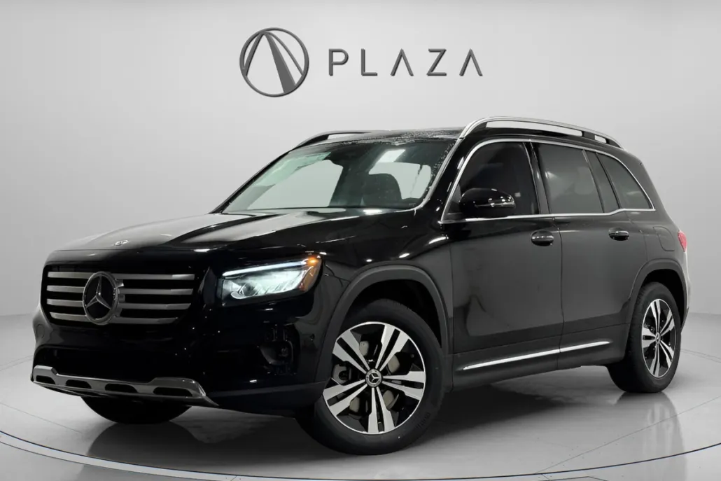 2025 Mercedes Benz GLB 250 4MATIC photo 1