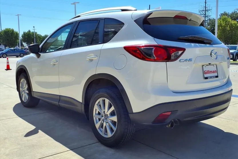 2016 Mazda CX-5 Touring photo 1