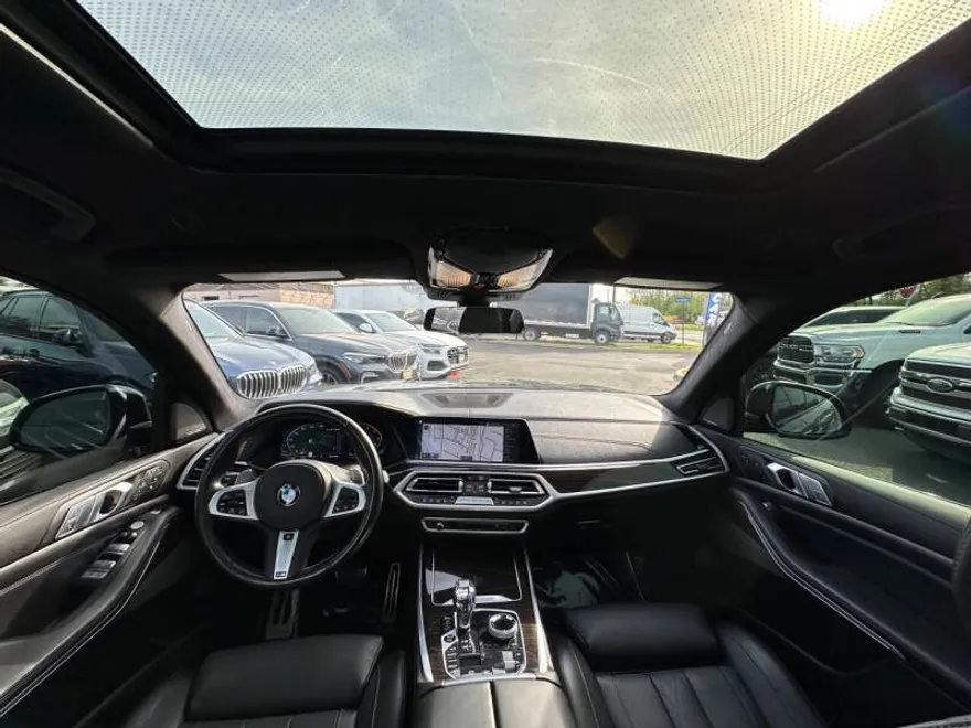 2021 Bmw X7 M50i photo 1