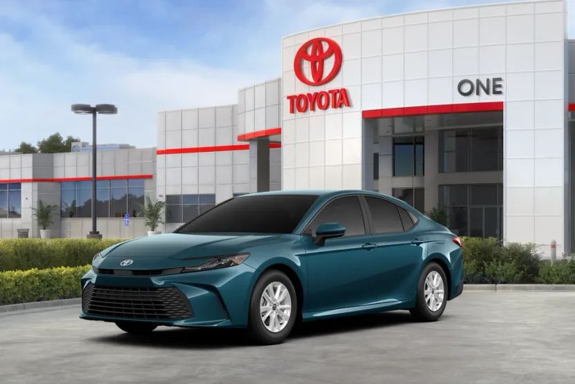 2026 Toyota Camry LE photo 1
