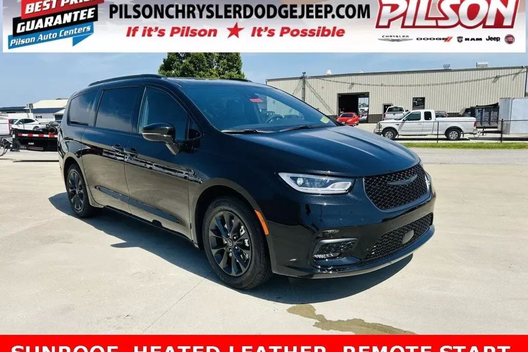 2025 Chrysler Pacifica photo 1