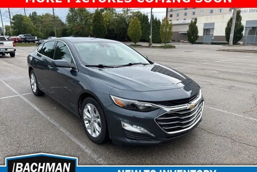 2021 Chevrolet Malibu 1LT photo 1