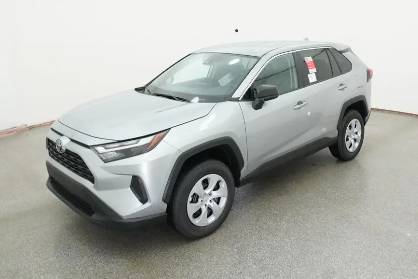 2025 Toyota RAV4 LE photo 1