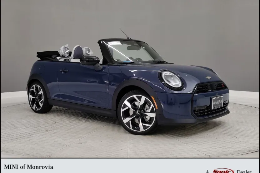 2026 Mini Cooper Convertible Iconic photo 1