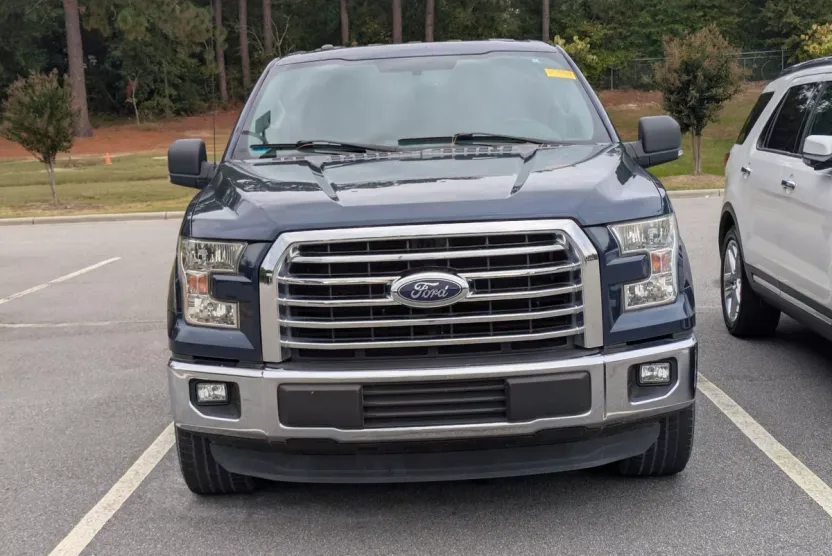 2015 Ford F-150 XLT photo 1