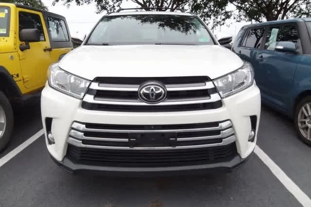 2018 Toyota Highlander Limited Platinum photo 1