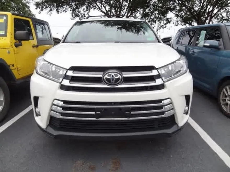 2018 Toyota Highlander Limited Platinum photo 1