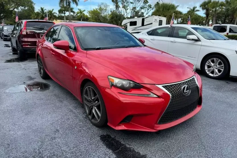 2016 Lexus IS 200t photo 1