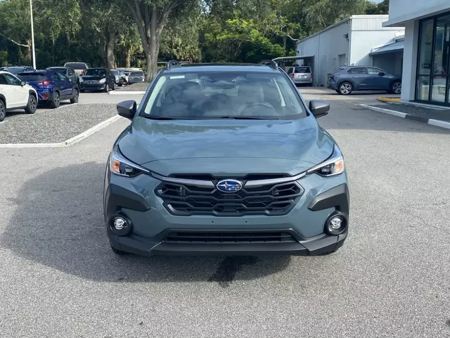 2025 Subaru Crosstrek Premium photo 1