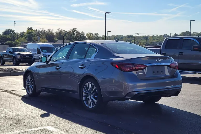 2018 Infiniti Q50 3.0t LUXE photo 1