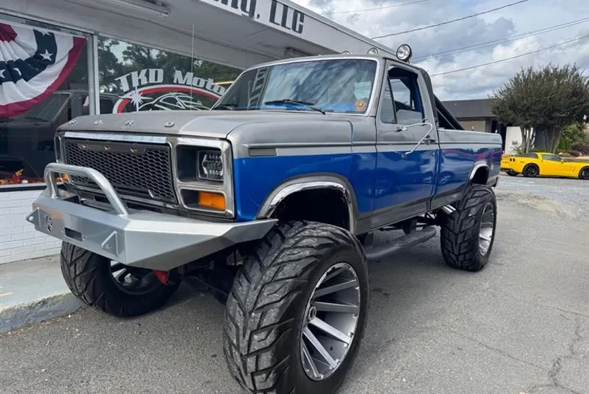 1983 Ford F-250 photo 1