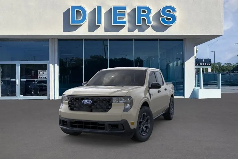 2025 Ford Maverick XLT photo 1