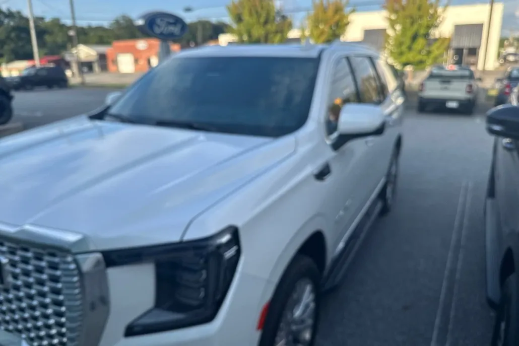 2023 Gmc Yukon Denali photo 1