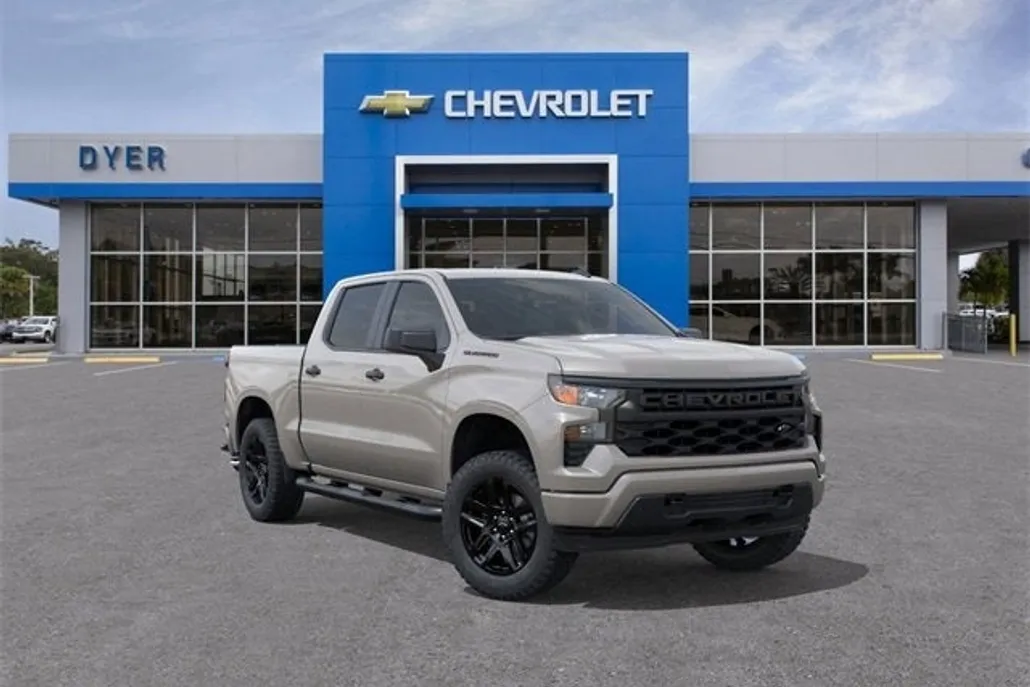 2026 Chevrolet Silverado 1500 Custom photo 1