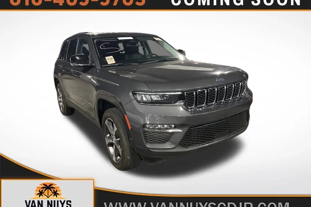 2024 Jeep Cherokee Base photo 1