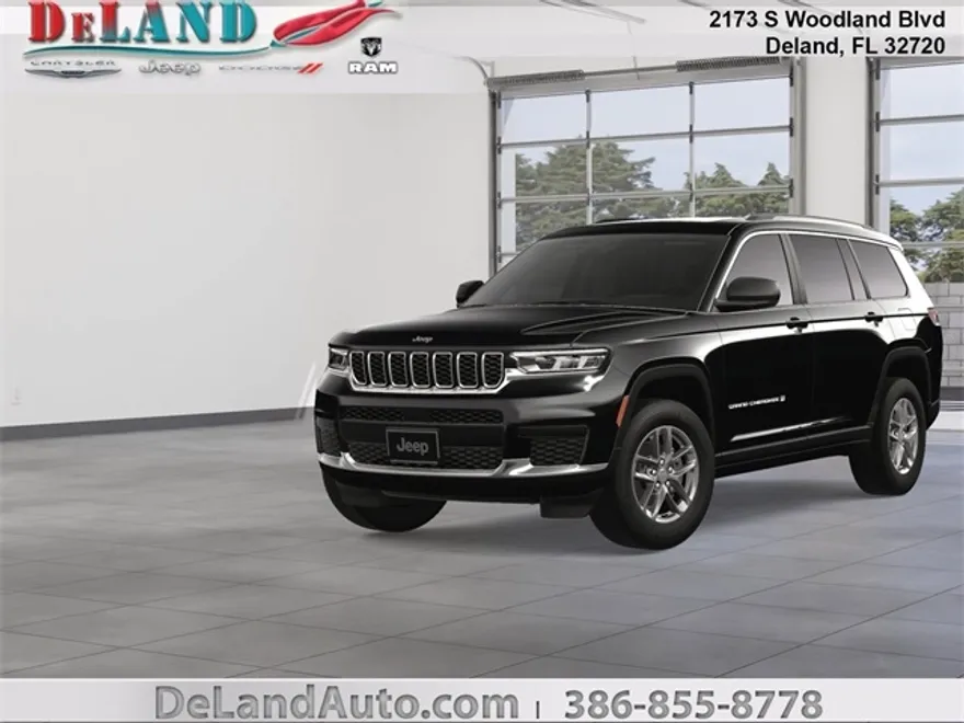 2025 Jeep Grand Cherokee Laredo photo 1