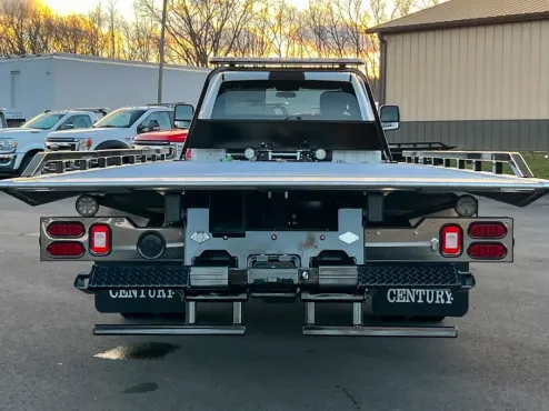 2023 Ram 5500 SLT photo 4