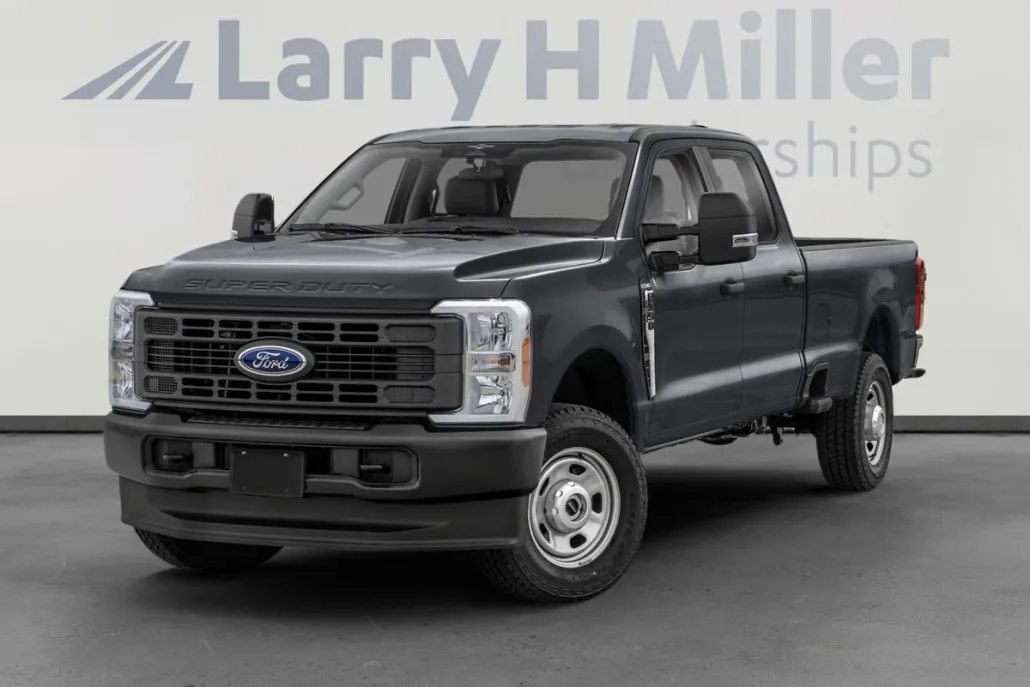 2026 Ford F-350 Platinum photo 1