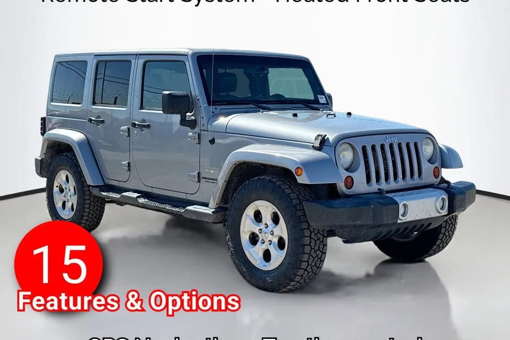 2013 Jeep Wrangler Unlimited Sahara photo 1