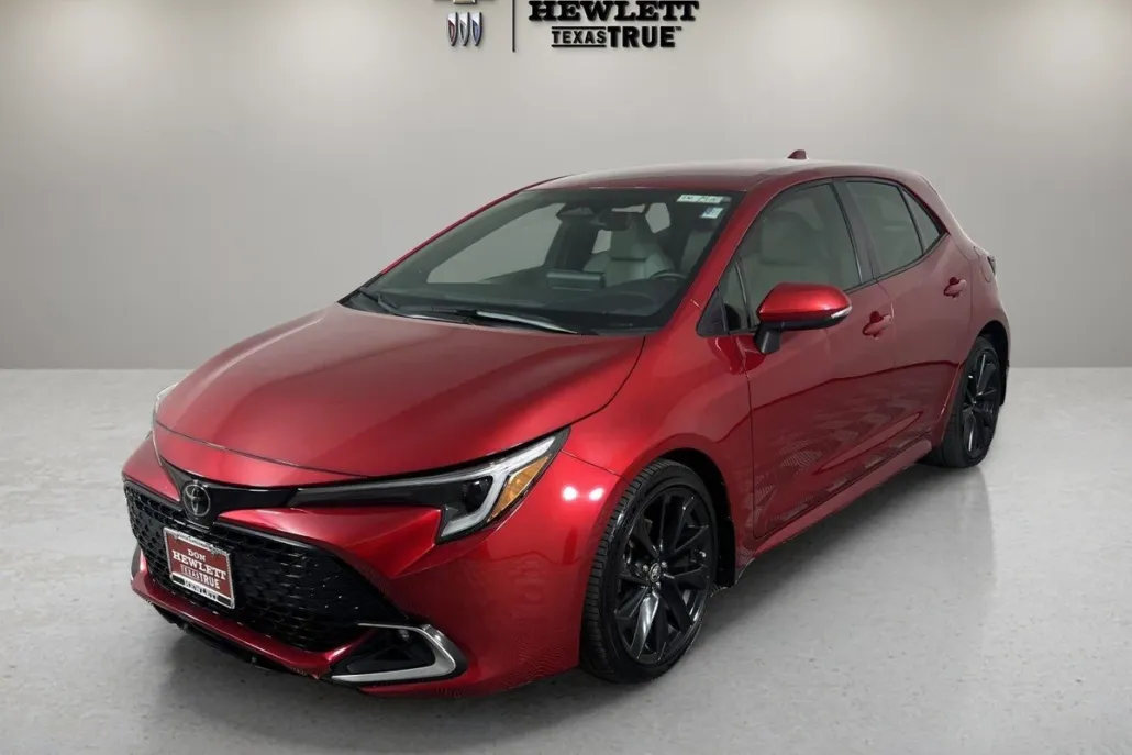 2023 Toyota Corolla XSE photo 1