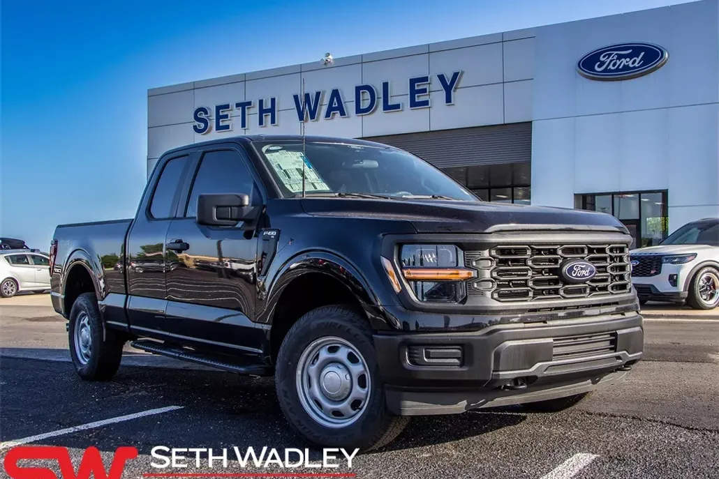 2025 Ford F-150 XL photo 1