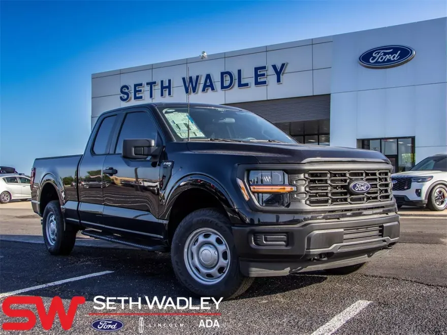 2025 Ford F-150 XL photo 1