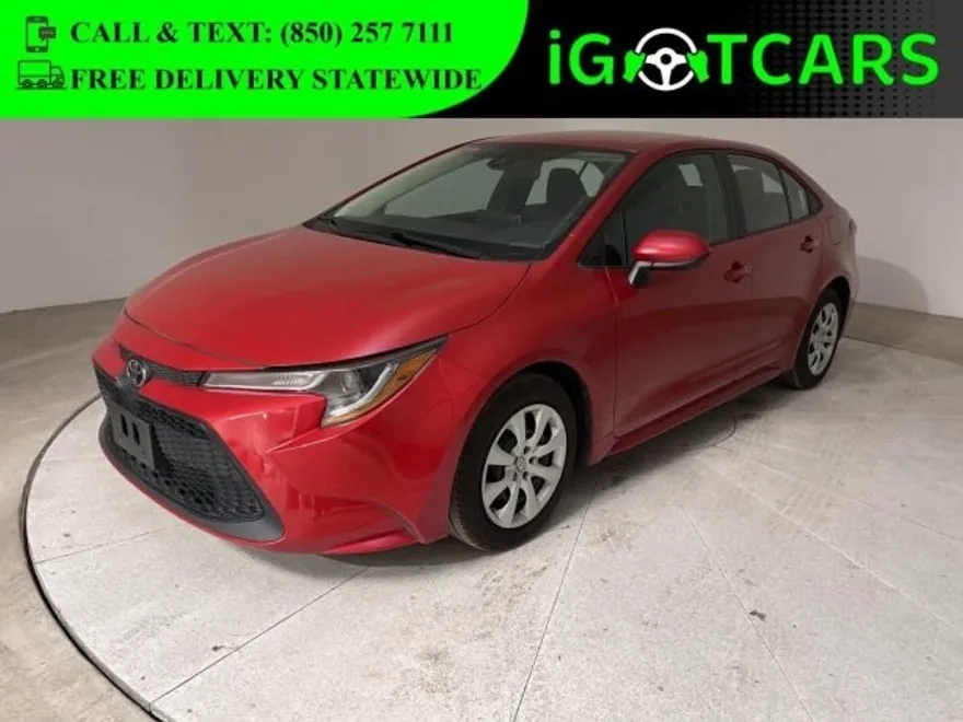 2021 Toyota Corolla LE photo 1
