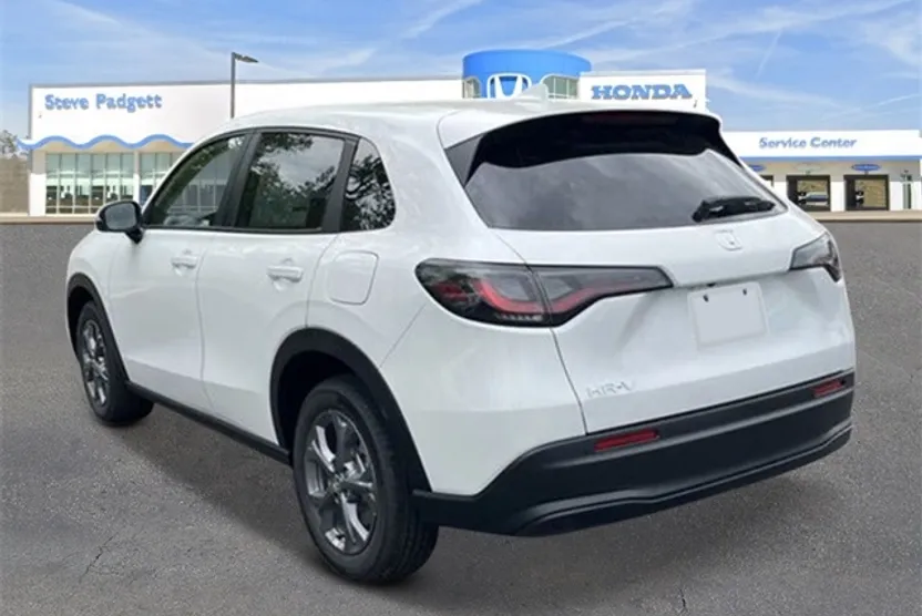 2026 Honda HR-V LX photo 1