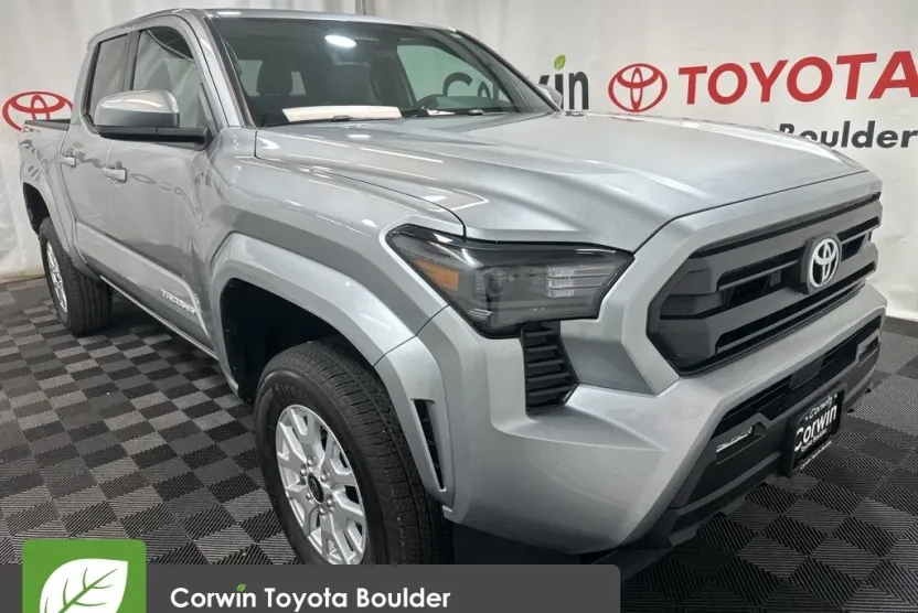 2025 Toyota Tacoma SR5 photo 1