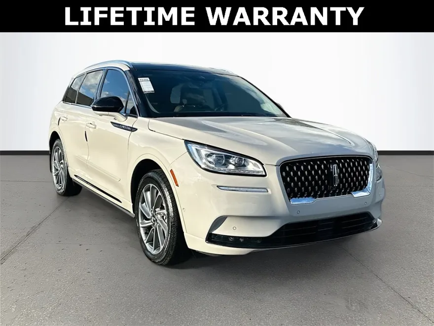 2022 Lincoln Corsair Grand Touring photo 1