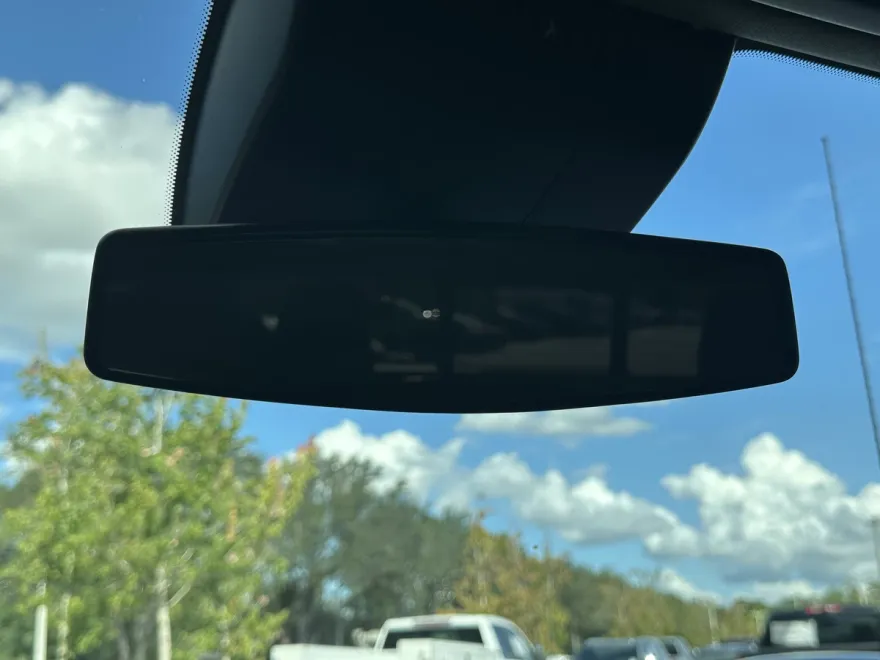 2023 Chevrolet Silverado 1500 LT photo 1