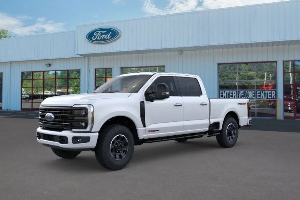 2025 Ford F-350 Platinum photo 1