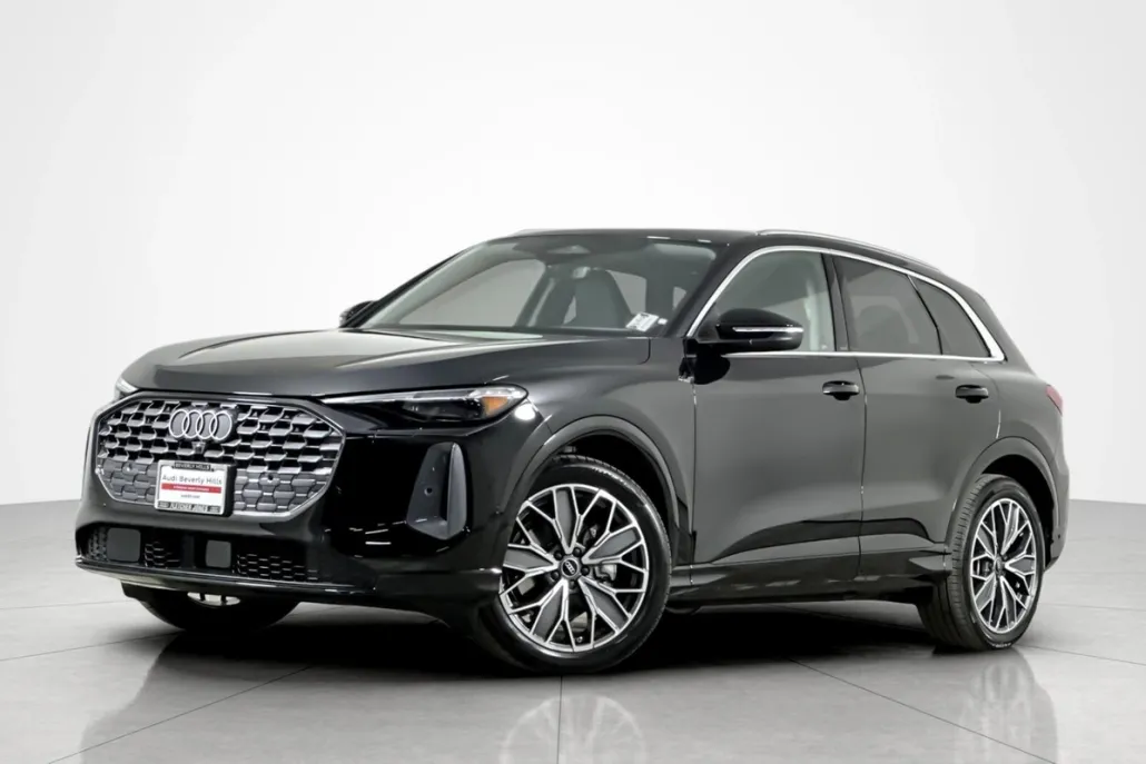 2025 Audi Q5 Prestige TFSI Premium photo 1