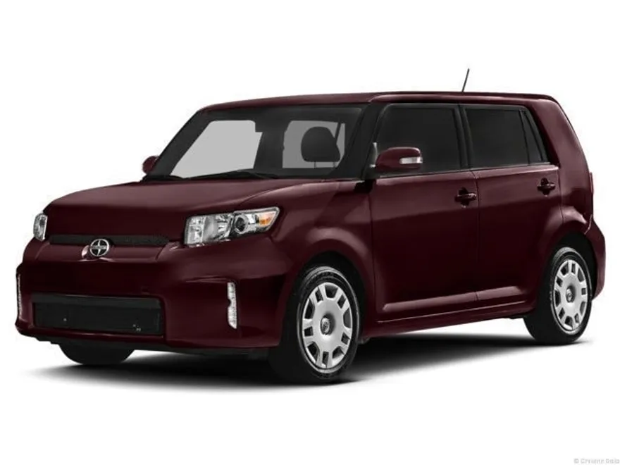 2013 Scion xB photo 1