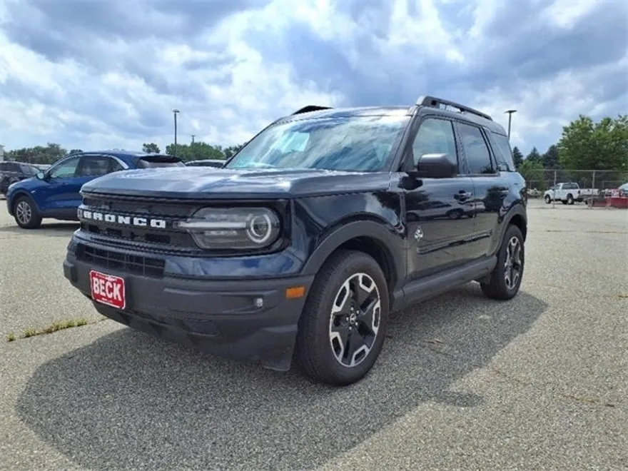 2022 Ford Bronco Sport Outer Banks photo 1