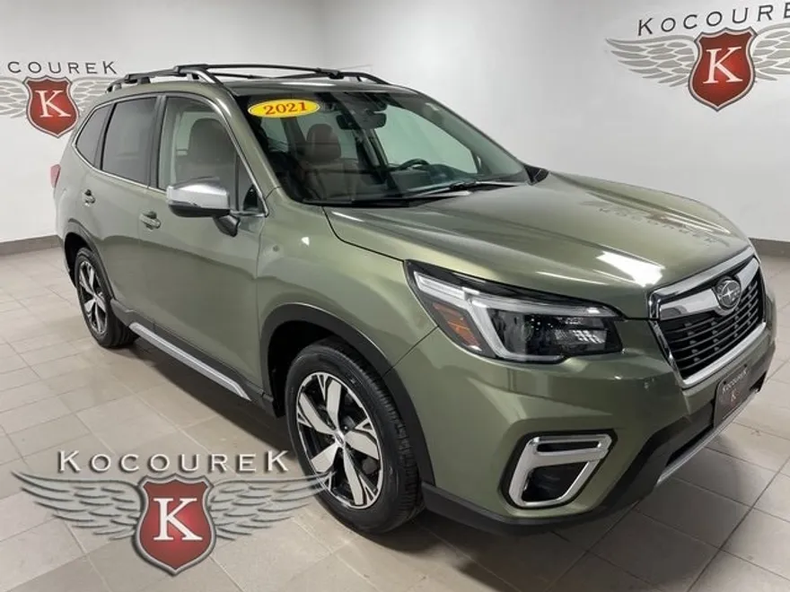 2021 Subaru Forester Touring photo 1