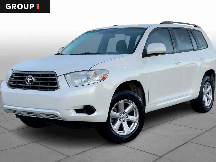 2010 Toyota Highlander Base photo 1