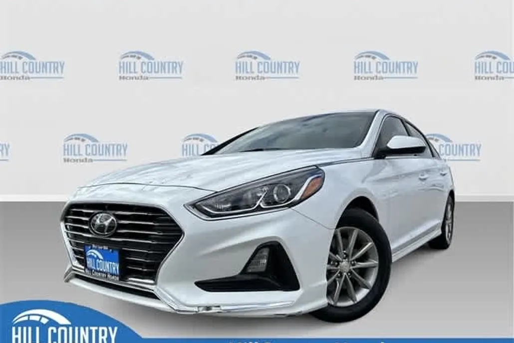 2019 Hyundai Sonata SE photo 1