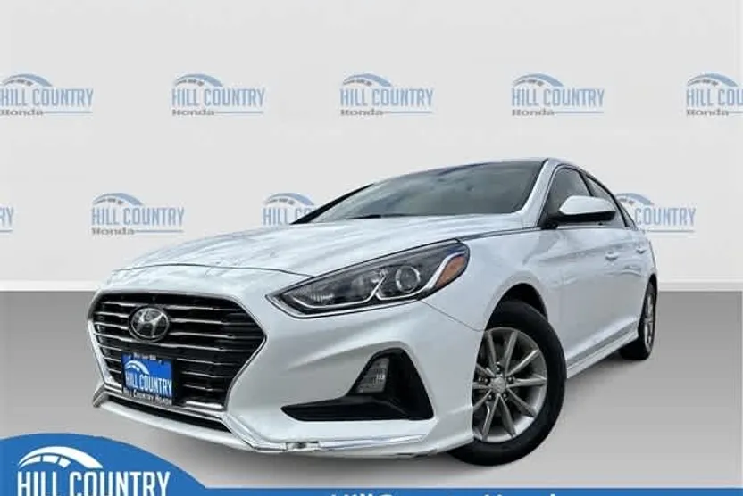 2019 Hyundai Sonata SE photo 1