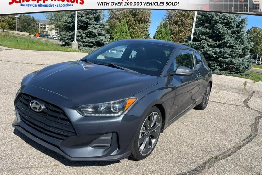 2019 Hyundai Veloster 2.0L Premium photo 1