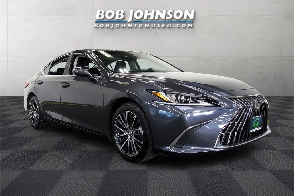 2022 Lexus ES 350 photo 1