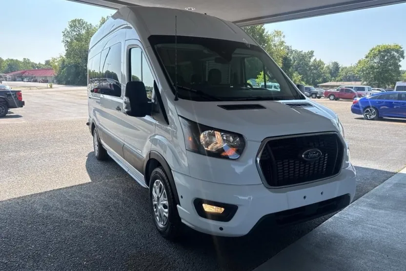 2024 Ford Transit XLT photo 1