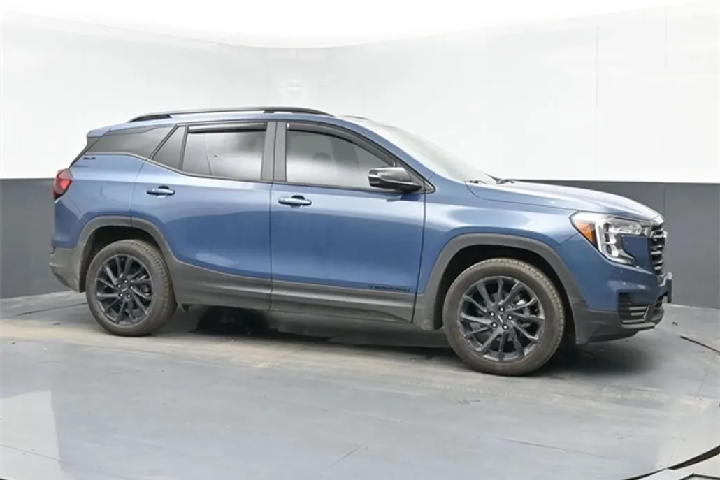 2024 Gmc Terrain SLE photo 1